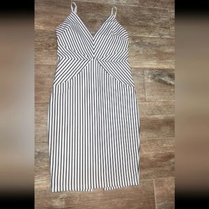 Fashion Nova Dress Black/White Pinstripe Size M